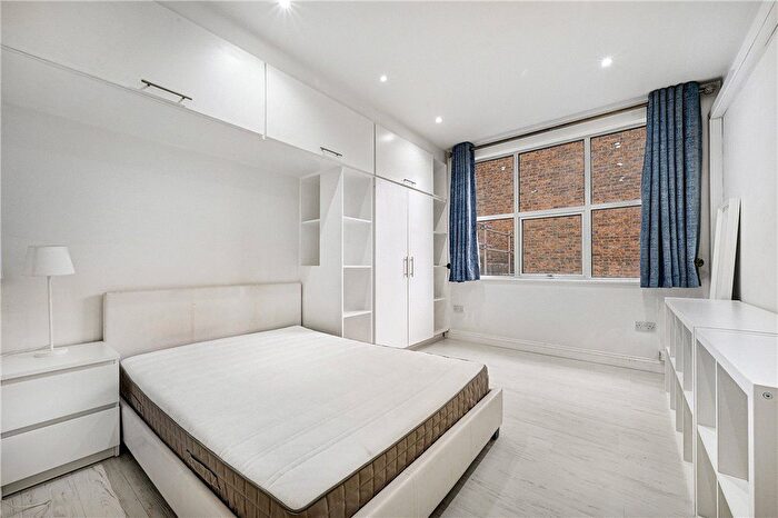 1 Bedroom Flat To Rent In Earls Court Road, London, SW5