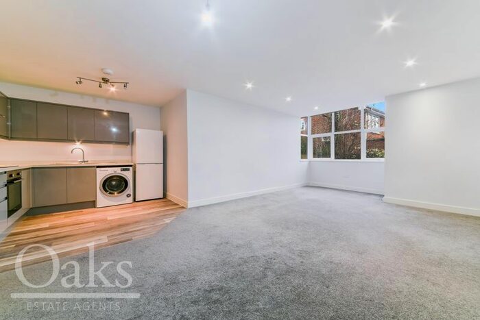 1 Bedroom Flat To Rent In Croham Road, South Croydon CR2