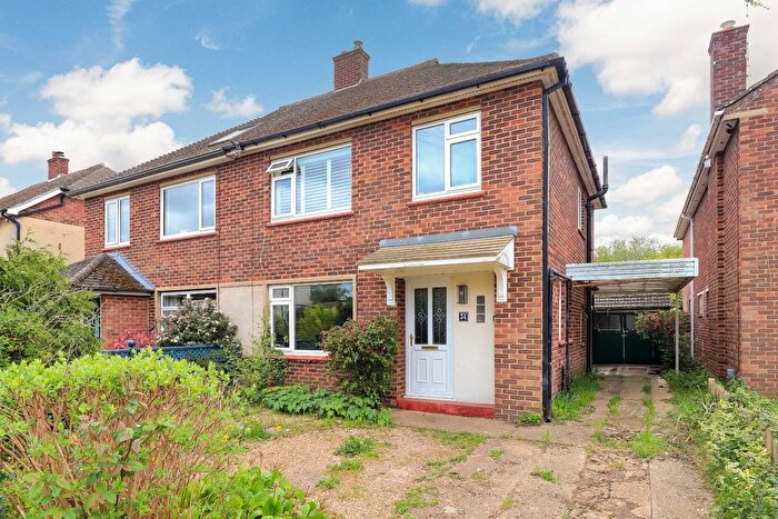 3 Bedroom Semi Detached House For Sale In Manor Park, Histon, Cambridge, CB24