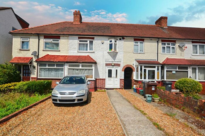 3 Bedroom Terraced House To Rent In Twickenham Road, Isleworth, TW7