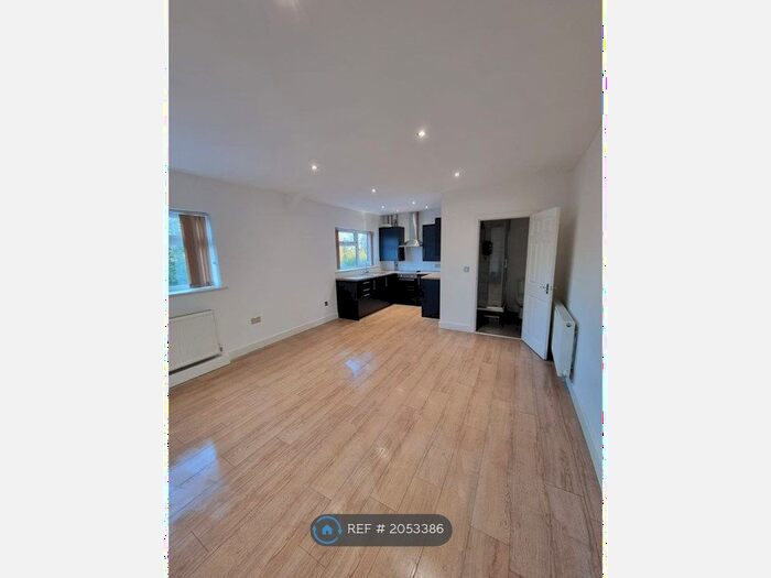 1 Bedroom Flat To Rent In Coronation House, Rotherham, S66