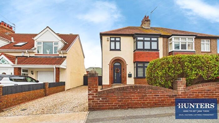 3 Bedroom Semi-Detached House For Sale In Kings Avenue, Seaburn, Sunderland, SR6