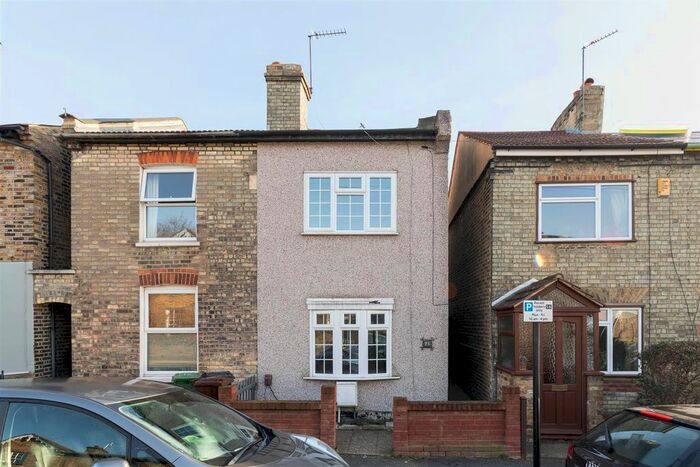 3 Bedroom Property To Rent In Eden Road, London, E17
