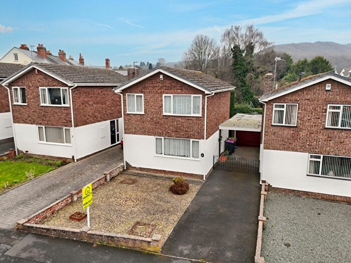 3 Bedroom Detached House For Sale In Appledore Gardens, Wellington, Telford, Shropshire, TF1