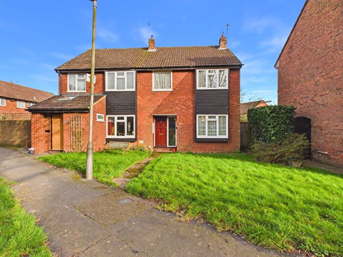 3 Bedroom Semi Detached House For Sale In Dinmore, Bovingdon, Hemel Hempstead, Hertfordshire, HP3