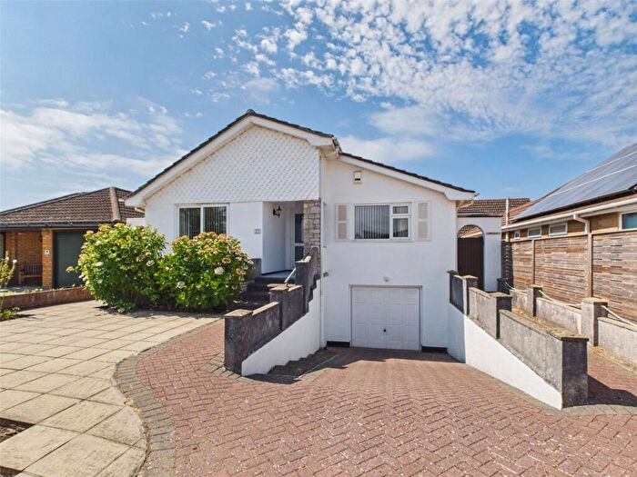 3 Bedroom Bungalow For Sale In Rolls Drive, Hengistbury Head, Bournemouth, Dorset, BH6