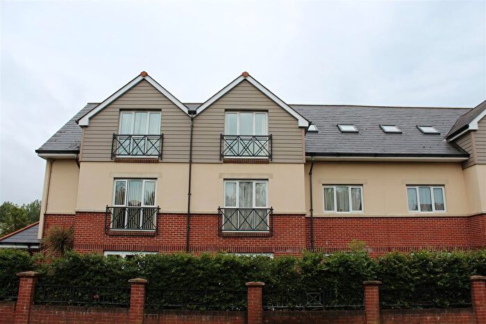 1 Bedroom Flat To Rent In Holzwickede Court, Weymouth, DT3
