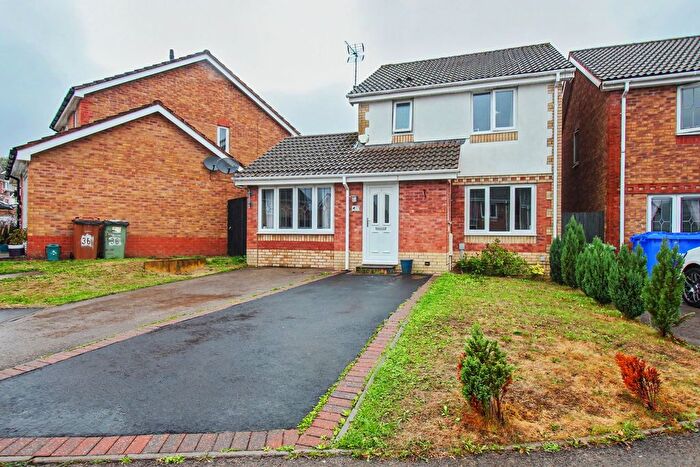 3 Bedroom Detached House For Sale In Clos Cwm Garw, Caerphilly, CF83