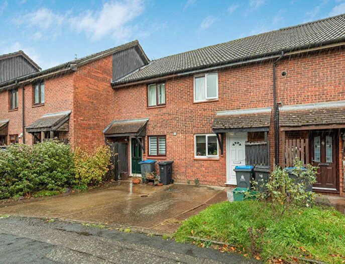 2 Bedroom Terraced House To Rent In Haygreen Close, Kingston, KT2