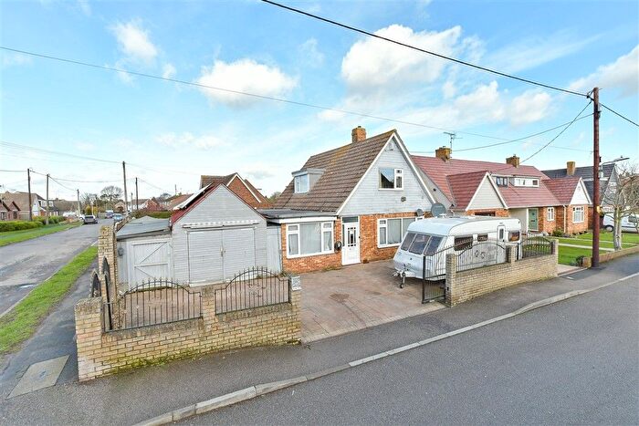 4 Bedroom Chalet For Sale In Parish Road, Minster-On-Sea, Sheerness, Kent, ME12