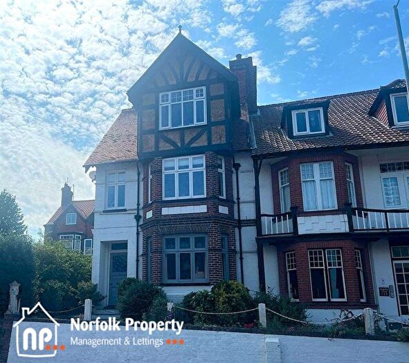 2 Bedroom Flat To Rent In Sheringham, NR26