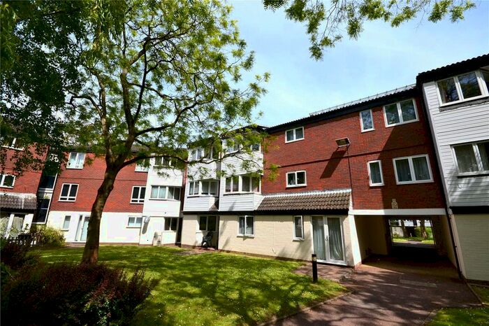 1 Bedroom Flat To Rent In Mount Pleasant, Mount Lane, Bracknell, Berkshire, RG12