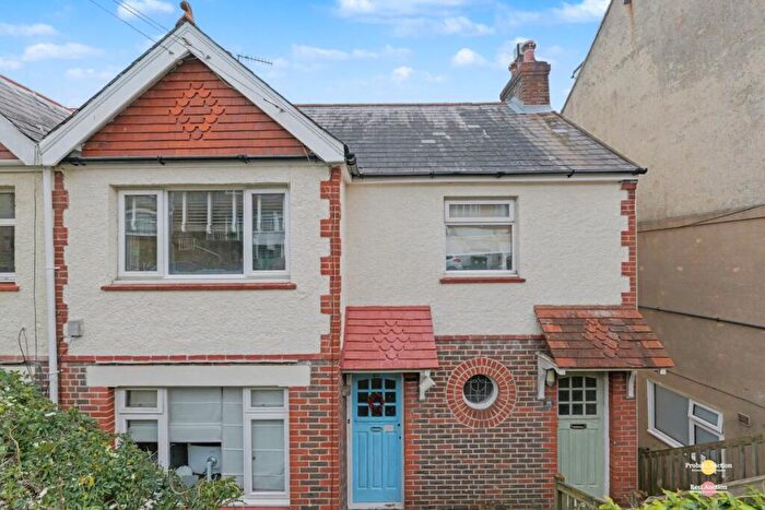 2 Bedroom Apartment For Sale In Stanmer Park Road, Brighton, East Sussex, BN1