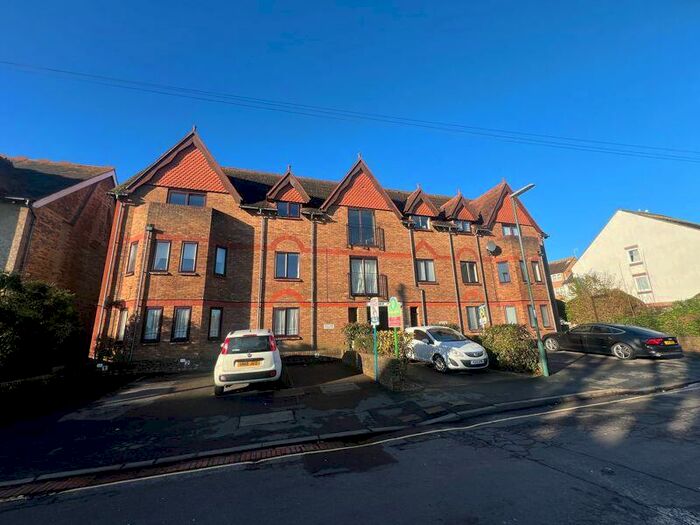 2 Bedroom Flat To Rent In Campbell Road, Bognor Regis, PO21