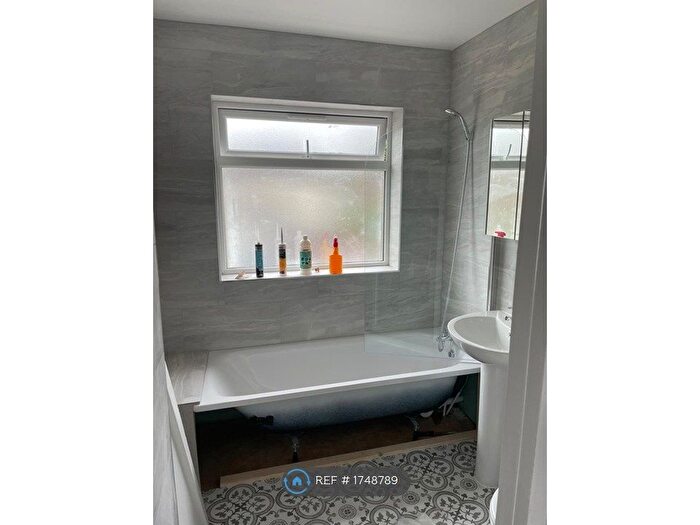 3 Bedroom Semi-Detached House To Rent In Pinner Road, Northwood, HA6