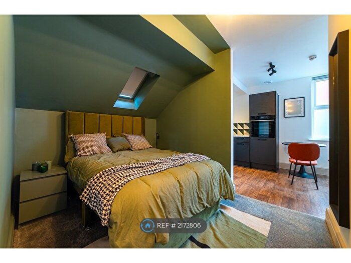 Studio To Rent In St. Thomas Road, Lytham St. Annes, FY8