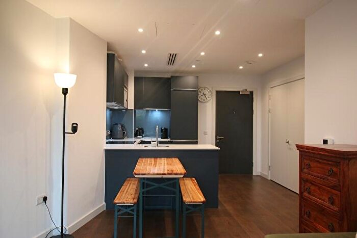 2 Bedroom Apartment To Rent In Stanley Street Manchester, M3