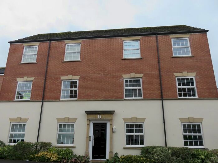 1 Bedroom Flat To Rent In Gatehouse Court, Taunton, Somerset TA1