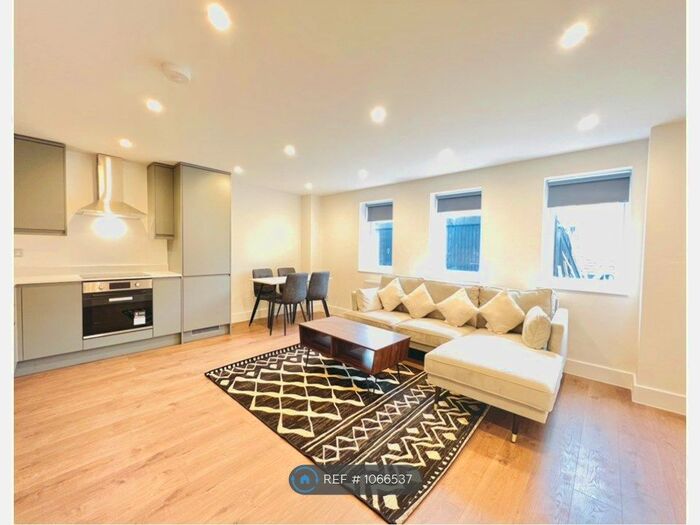 2 Bedroom Terraced House To Rent In Hemans Street, London, SW8