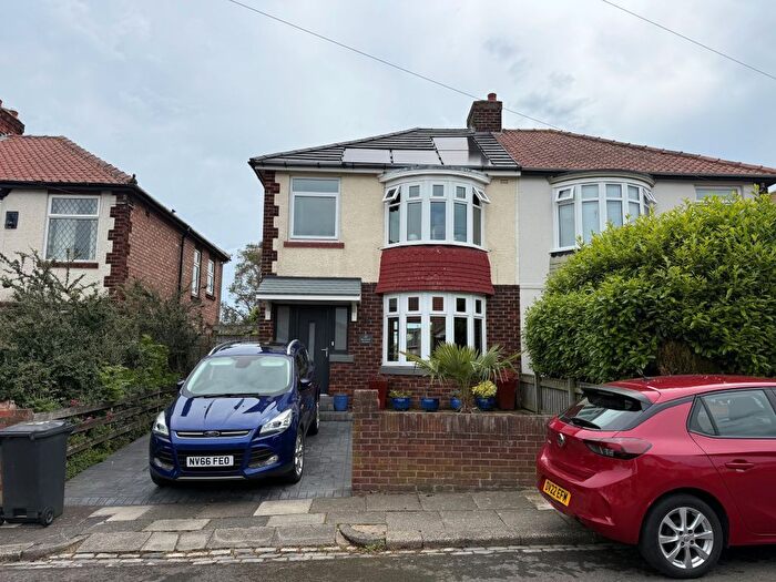 3 Bedroom Semi Detached House For Sale In Broomhill Gardens, Hartlepool, TS26