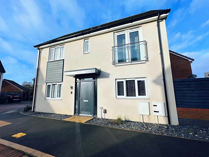 3 Bedroom Property To Rent In Charles Crofts Grove, Stoke-On-Trent, ST4