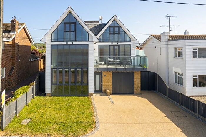 4 Bedroom Detached House For Sale In Preston Parade Seasalter, Seasalter, Whitstable, Kent, CT5