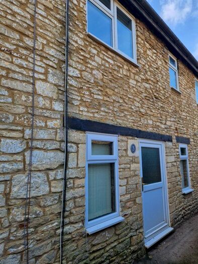 3 Bedroom Cottage To Rent In Cricklade, Wiltshire, SN6