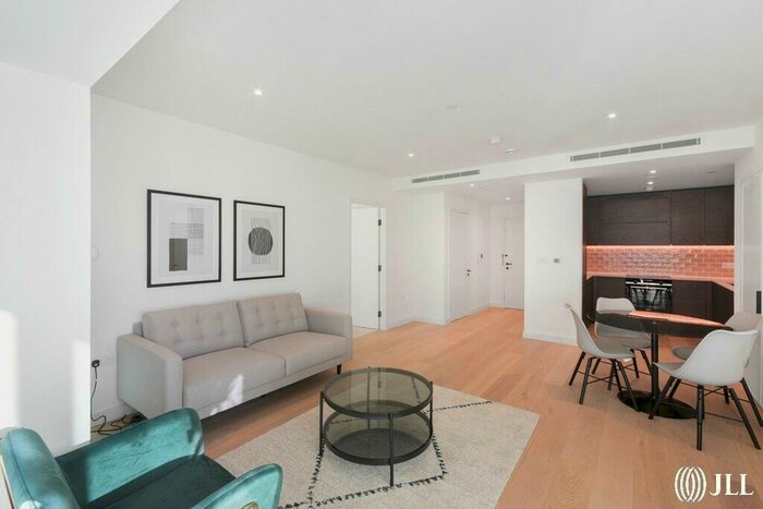 2 Bedroom Apartment To Rent In Bonnet Street London, E16