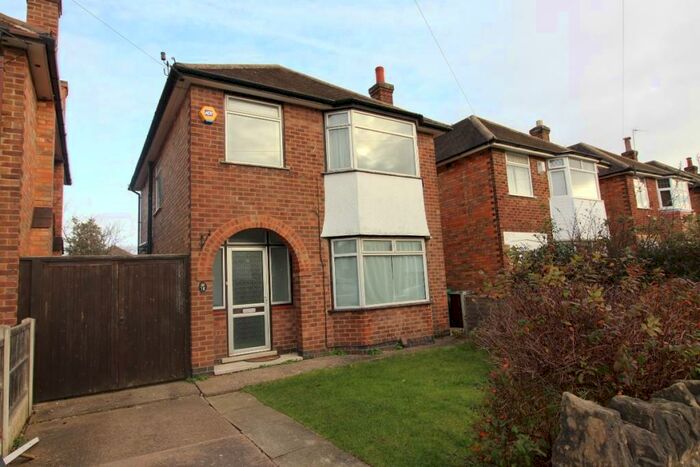 3 Bedroom Detached House To Rent In Heckington Drive, NG8