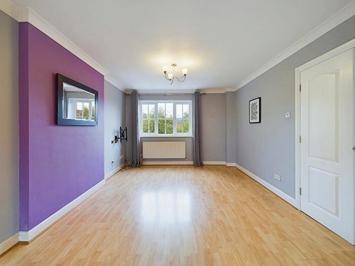 4 Bedroom Town House To Rent In Williams Close, Chester, CH2