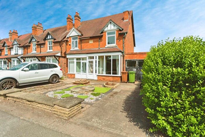 2 Bedroom Semi Detached House For Sale In Lugtrout Lane, Solihull, B91