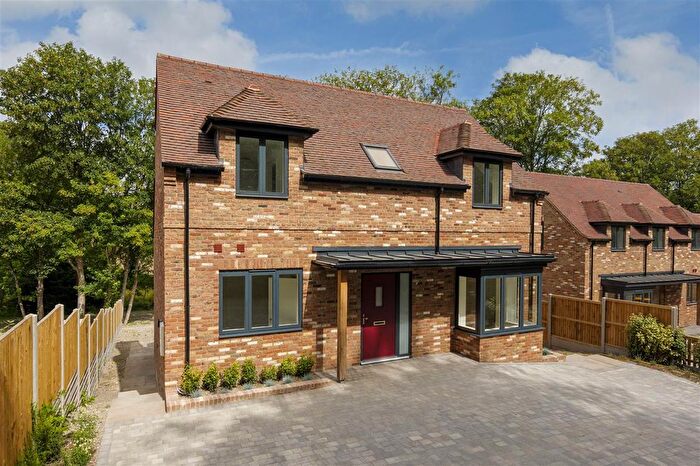 3 Bedroom Detached House For Sale In Church Hill, Chilham, CT4