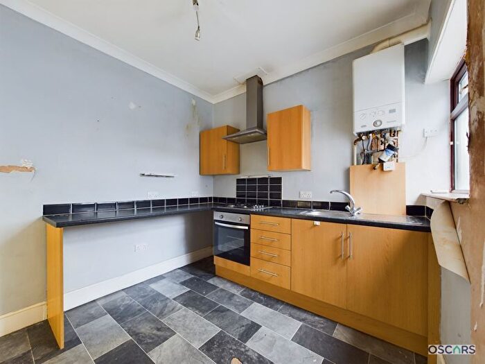 2 Bedroom Terraced House For Sale In Belmont Street, Hull, HU9