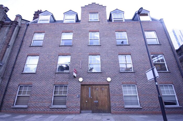 Studio To Rent In Black Prince Road, London, SE11