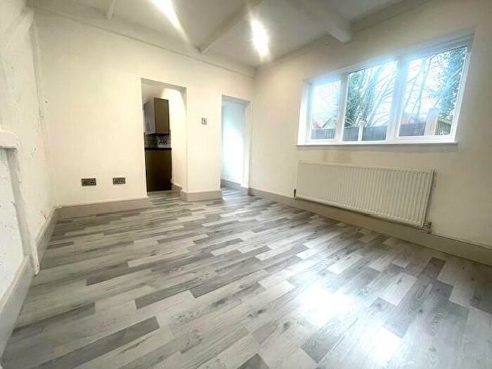 3 Bedroom Terraced House For Sale In The Hill, Kirkby-In-Ashfield, NG17