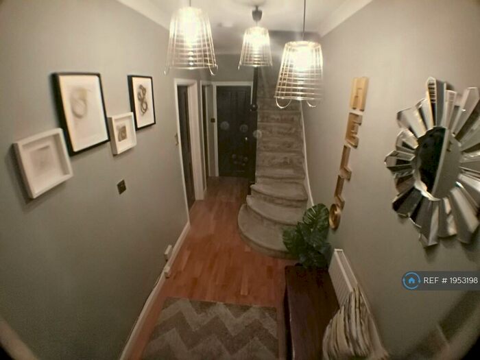 3 Bedroom Terraced House To Rent In Lordship Lane, London, N17