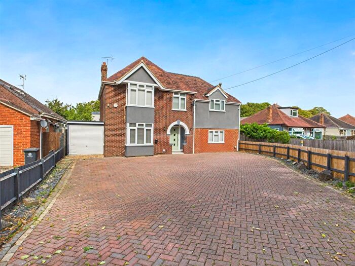 4 Bedroom Detached House For Sale In Naas Lane, Quedgeley, Gloucester, GL2