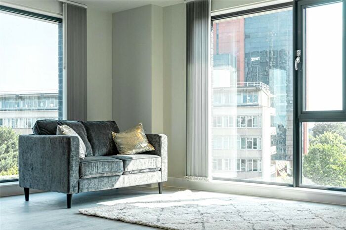 2 Bedroom Apartment To Rent In St Martins Place, Broad Street, Birmingham, West Midlands, B15