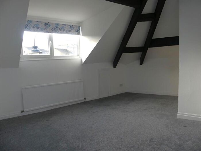 1 Bedroom Flat To Rent In Bridge Lane, Ilkley, LS29
