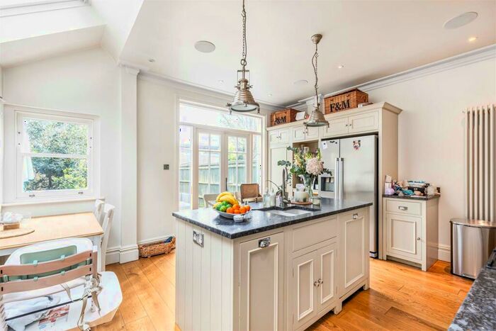 4 Bedroom Terraced House To Rent In Sutherland Gardens, East Sheen, SW14