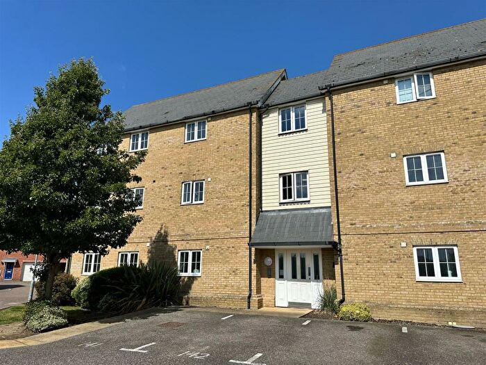 2 Bedroom Apartment To Rent In Weyland Drive, Colchester, CO3