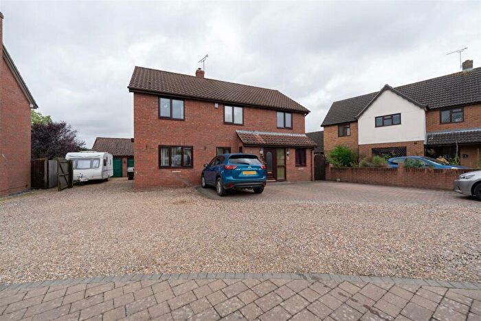4 Bedroom Detached House For Sale In Pine View, Bacton, Stowmarket, IP14