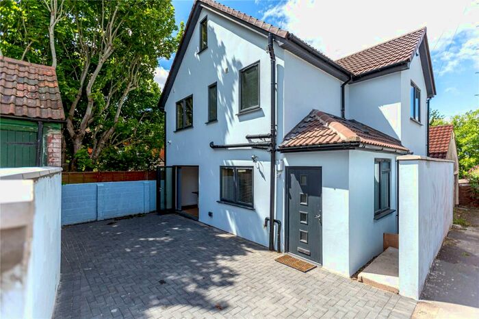 4 Bedroom Detached House To Rent In Talbot Road, Bristol, BS4