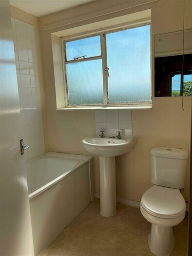 3 Bedroom Apartment To Rent In East Dundry Road, Bristol, BS14