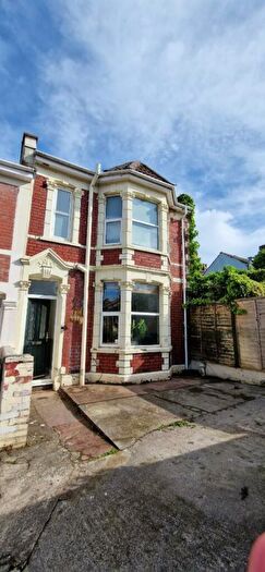3 Bedroom End Of Terrace House To Rent In Albion Street, Redfield, Bristol, BS5