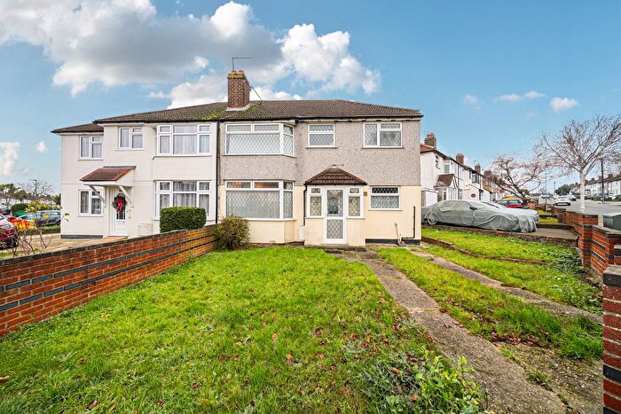 4 Bedroom End Terrace House For Sale In Bradenham Avenue, Welling, DA16