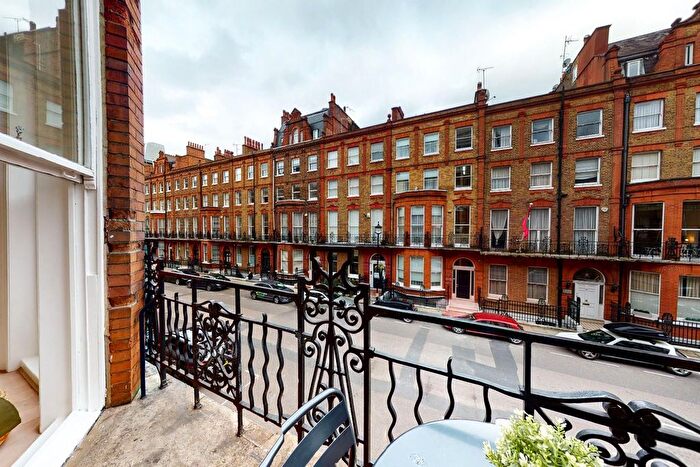 1 Bedroom Flat To Rent In Nottingham Place, London, W1U