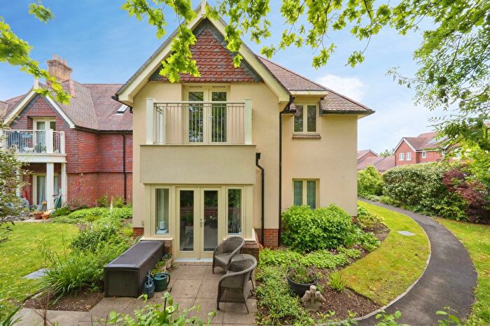1 Bedroom Flat For Sale In Gilman Court, Eastleigh, SO50