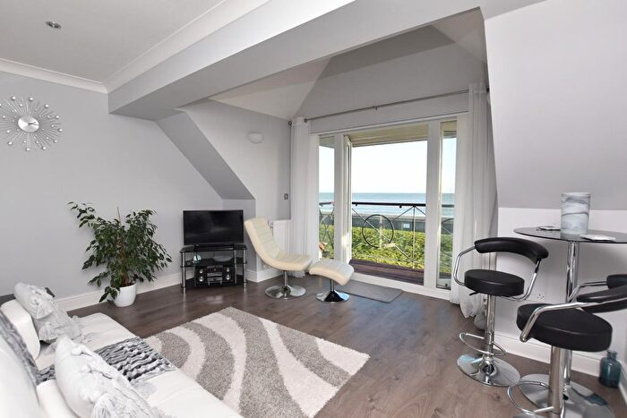 3 Bedroom End Terrace House For Sale In Seaview Heights, Dymchurch, Romney Marsh, TN29