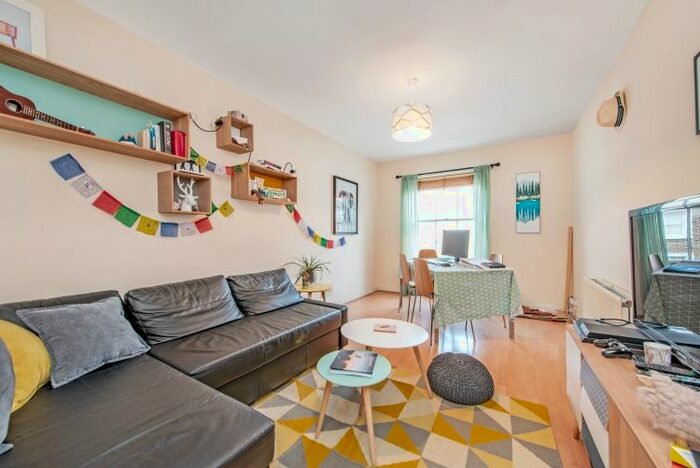 1 Bedroom Flat To Rent In Orsett Terrace, London W2